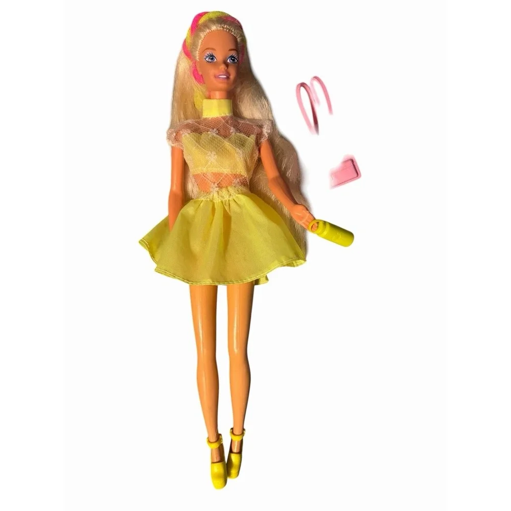 Vintage 90's Blonde Barbie Doll  With Purple Eyes  Neon Outfit With Accessories‎